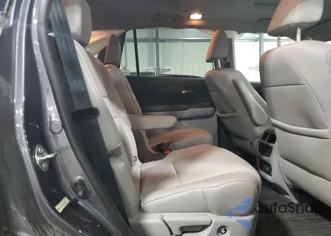 2016 Honda Pilot Elite z USA, uszkodzony, nr VIN 5FNYF6H01GB030337